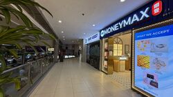 Lucky Plaza (D9), Retail #495670701